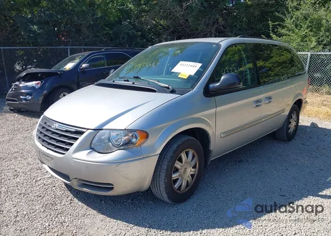 2007 Chrysler Town & Country Touring из США, поврежденный, VIN 2A4GP54L67R136381